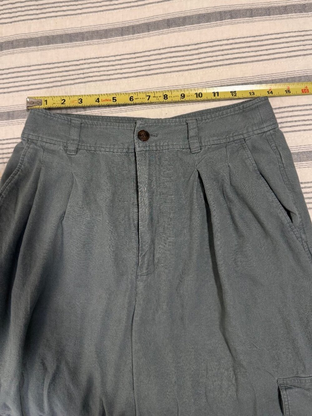 Madewell Wide Leg Pleated Cargo Pants in Linen-Blend - Picture 8 of 8